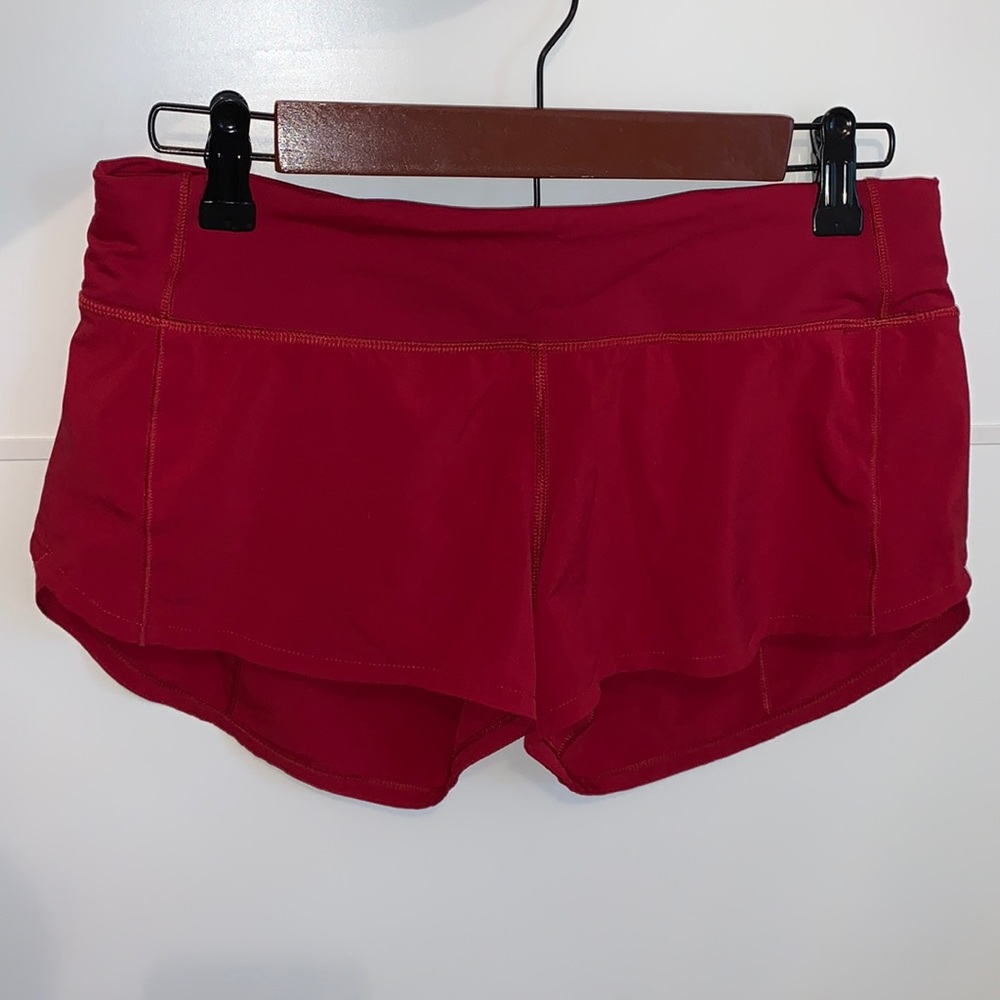 Lululemon Speed Up Short 2.5” Size 6!